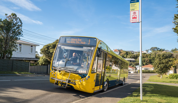 MetLink Buses  DSC9872 8 HR v2