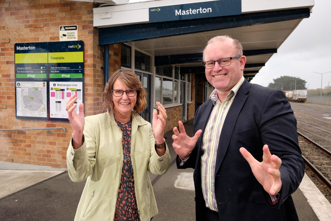 Adrienne Staples, Wairarapa Councillor and Deputy-Chair of GW (left) and Daran Ponter, Chair of GW (right)