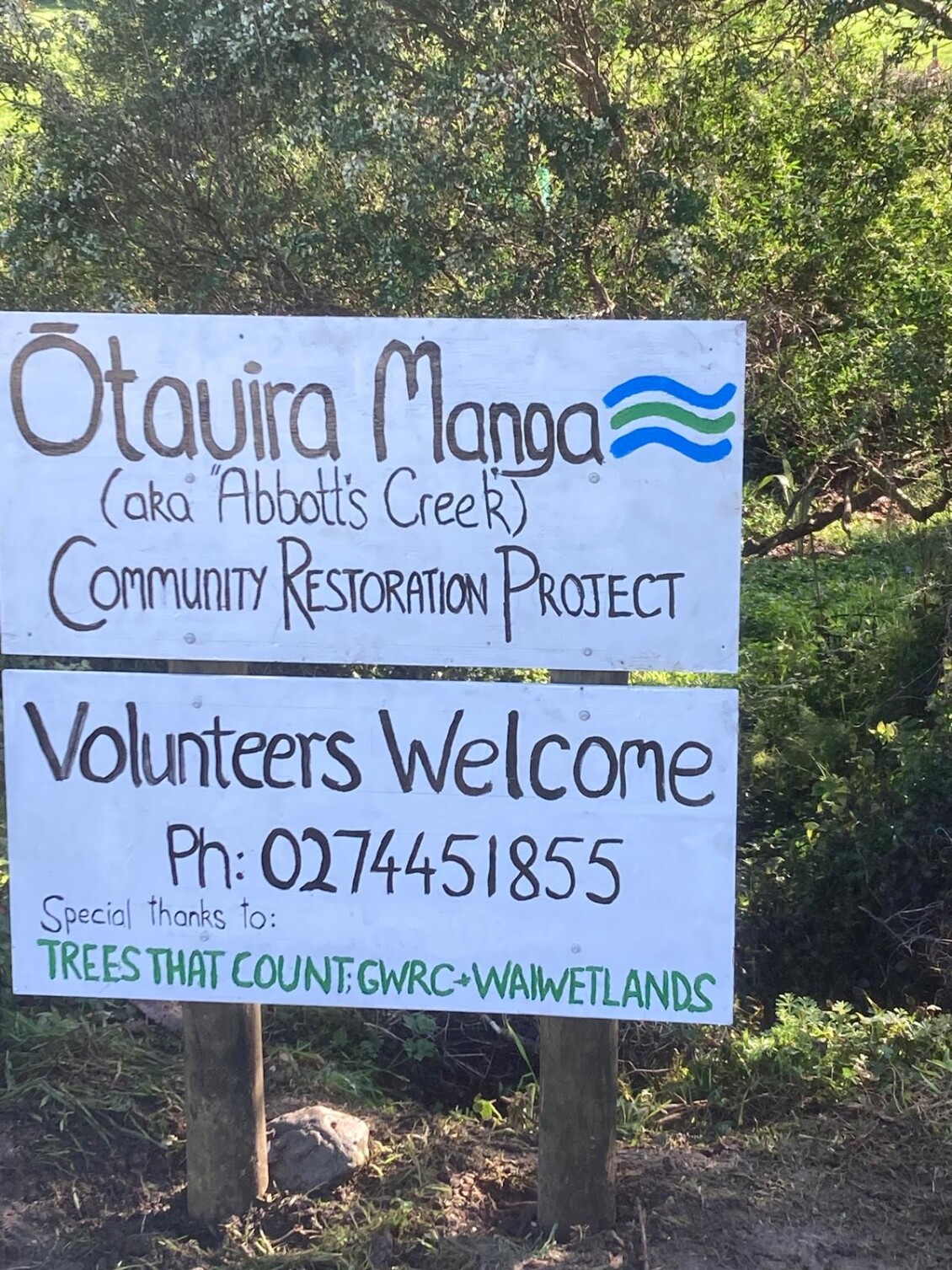Sign welcoming visitors to Ōtauira Manga