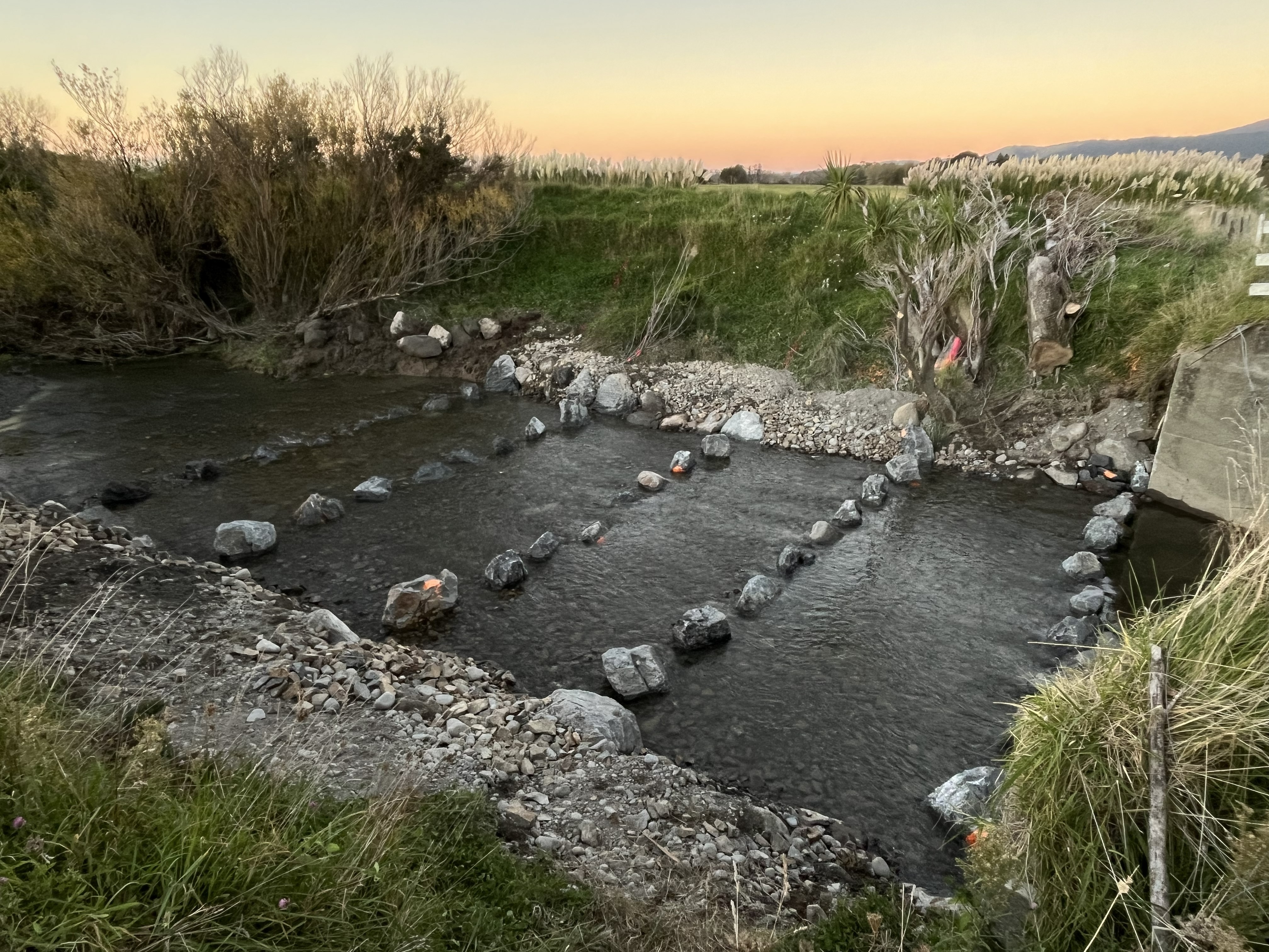 Whangaehū / Pāharakeke Stream with its fish ramp - large, deeply embedded ridge rocks that emulate natural steps